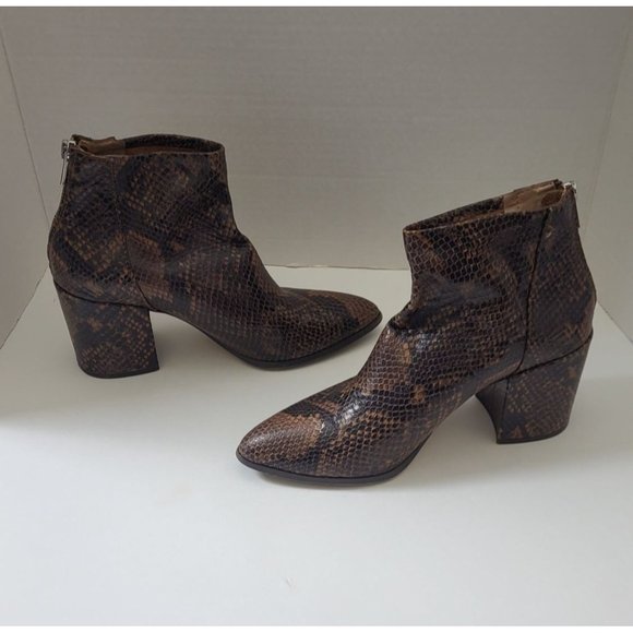 Steve Madden Shoes - Steve Madden Jillian Brown Snakeskin Boots Size 7